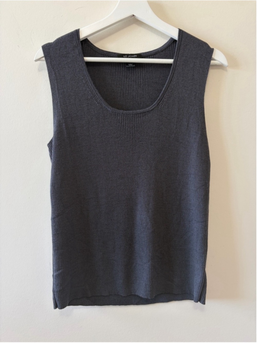 St. John Ribbed Knit Tank Wool Blend Slim Fit Sleeveless Top Size L